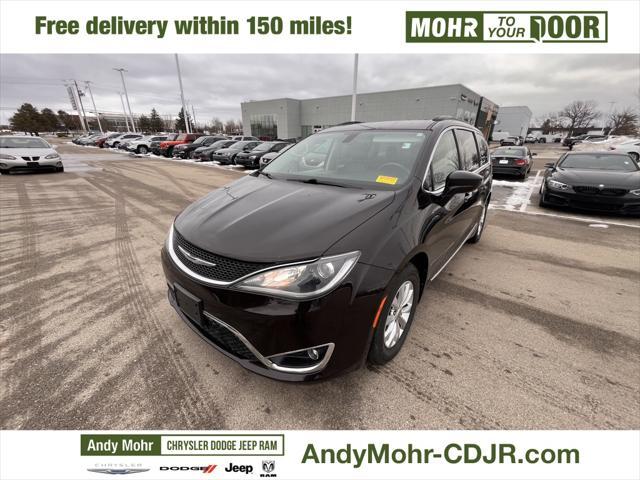 used 2017 Chrysler Pacifica car, priced at $11,900