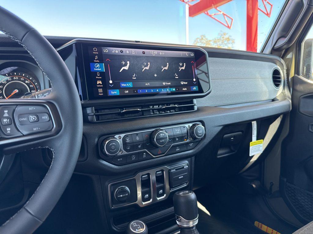 new 2026 Jeep Wrangler car, priced at $43,681