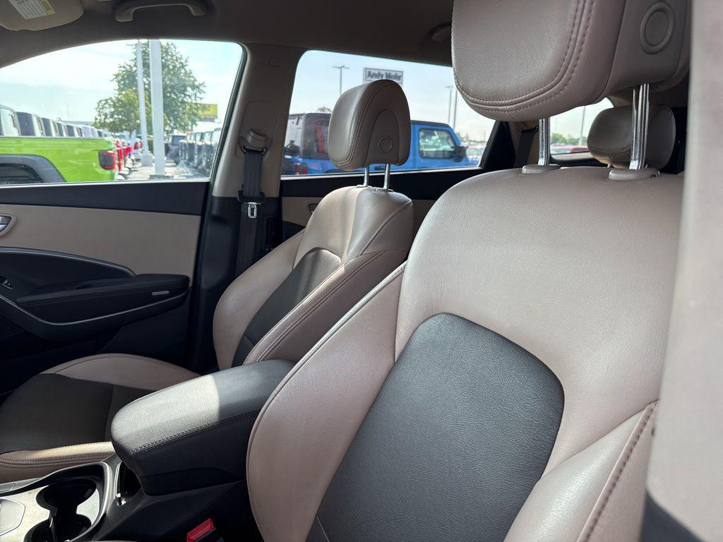used 2014 Hyundai Santa Fe car, priced at $7,900