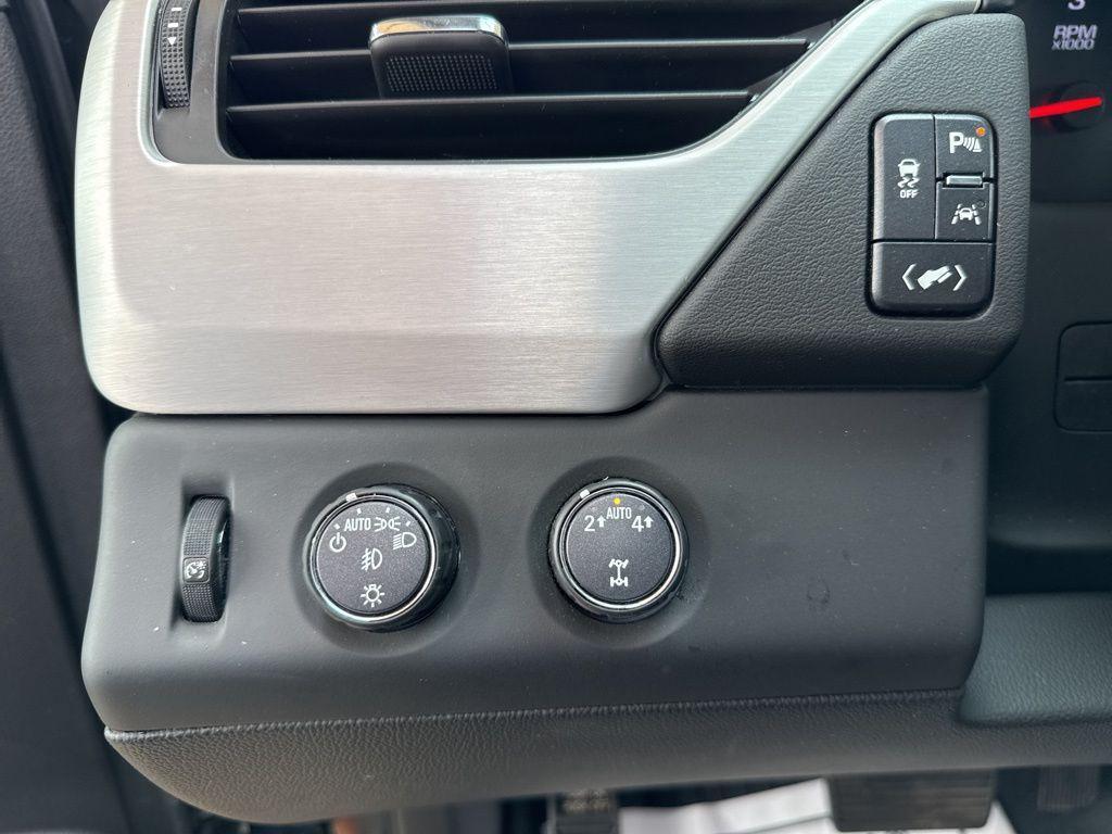 used 2020 GMC Yukon car, priced at $38,900