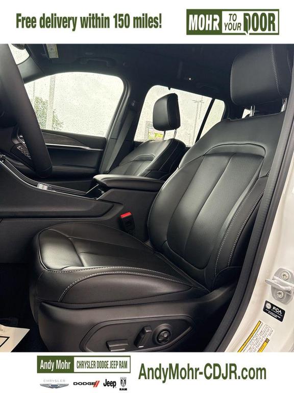 new 2025 Jeep Grand Cherokee car, priced at $49,585