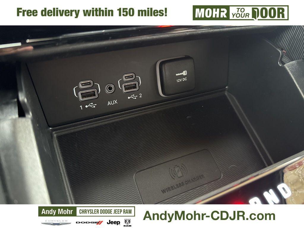 new 2025 Jeep Grand Cherokee car, priced at $49,585