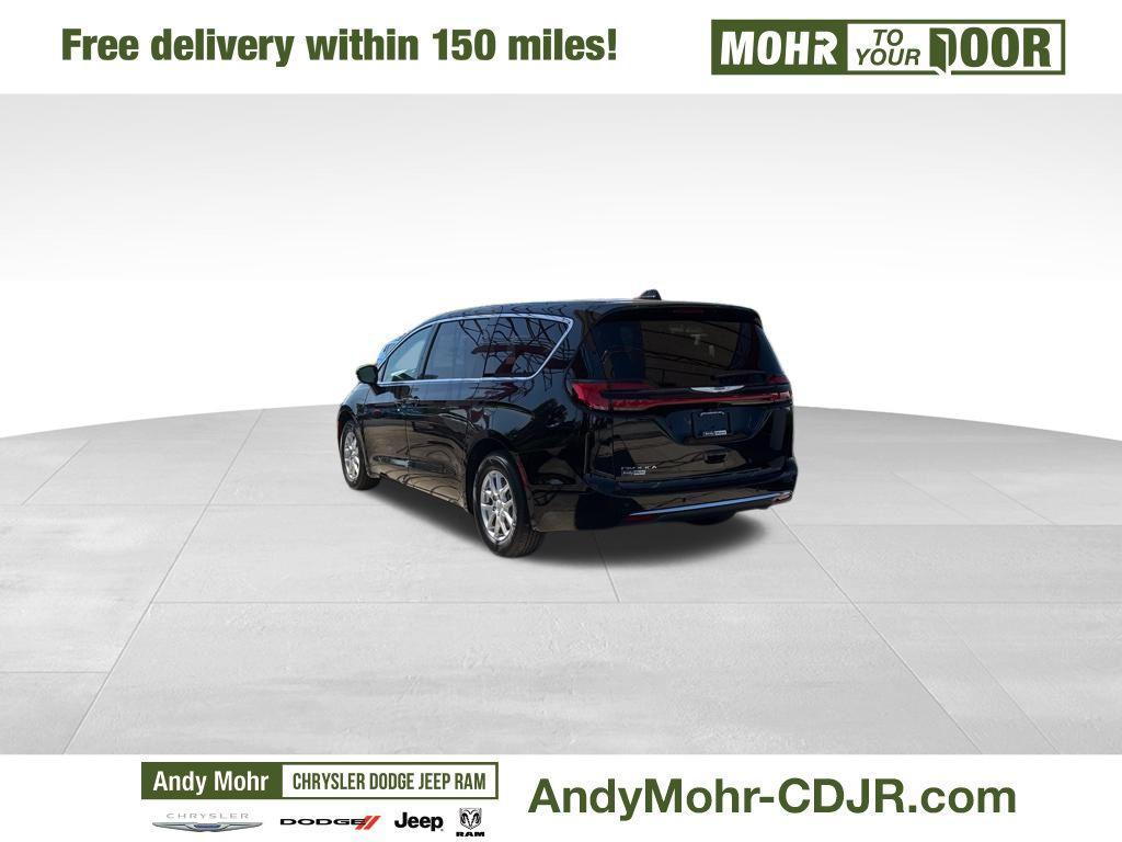 new 2026 Chrysler Pacifica car, priced at $45,385