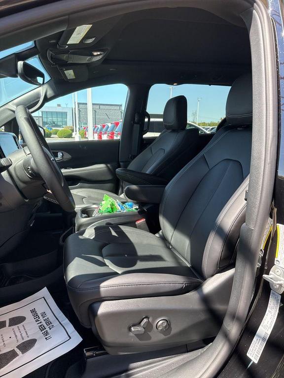 new 2026 Chrysler Pacifica car, priced at $44,135