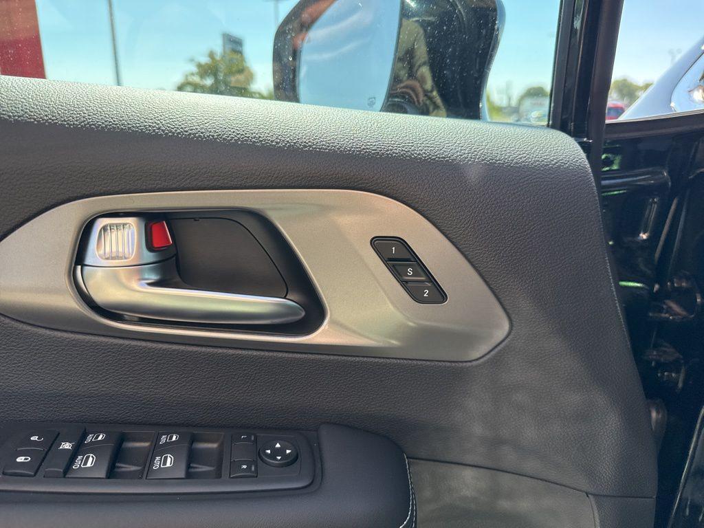 new 2026 Chrysler Pacifica car, priced at $44,135
