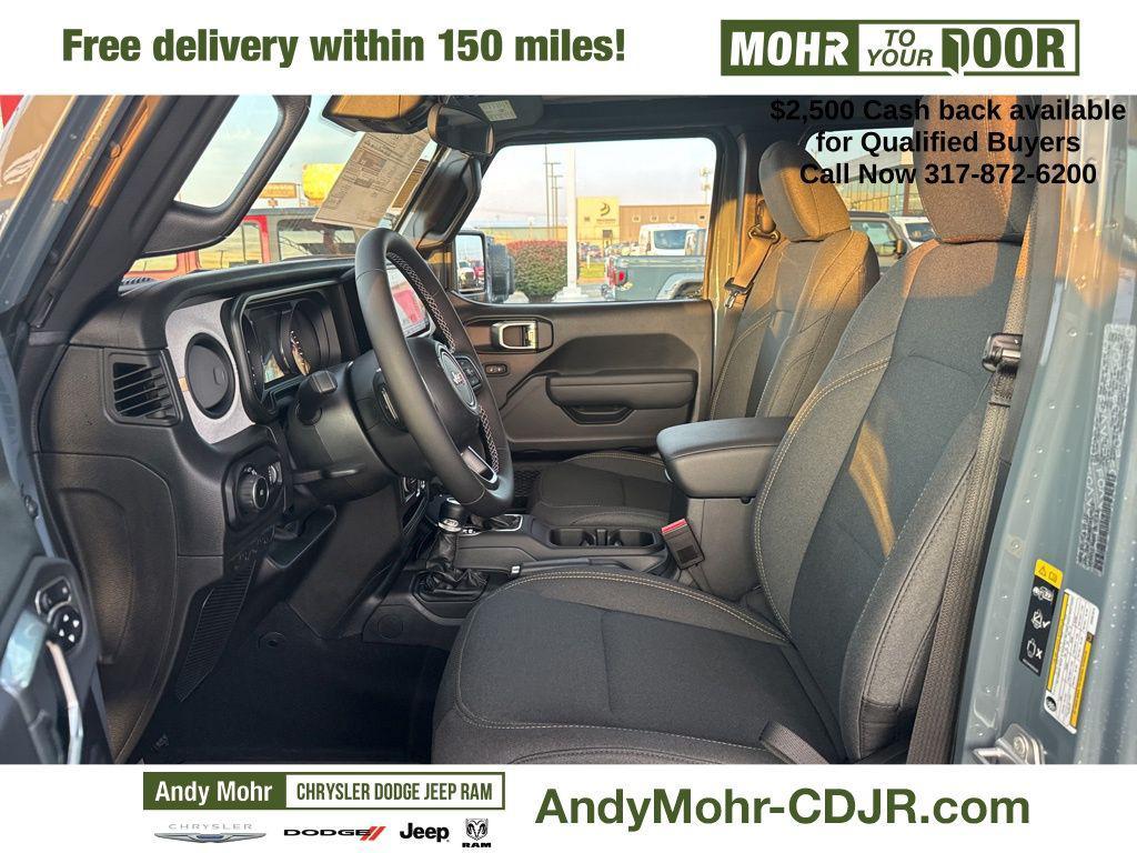 new 2025 Jeep Wrangler car, priced at $47,930