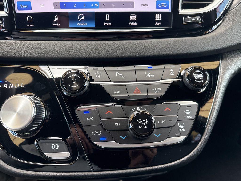 new 2026 Chrysler Voyager car, priced at $38,240