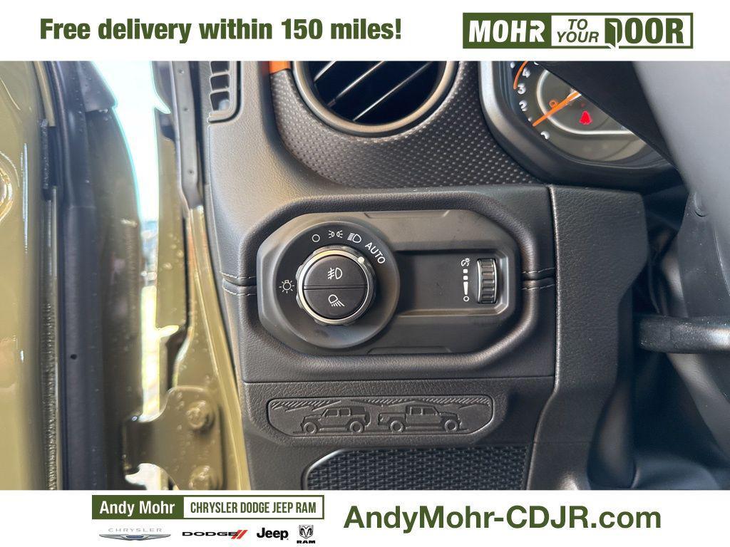 new 2025 Jeep Gladiator car, priced at $49,941
