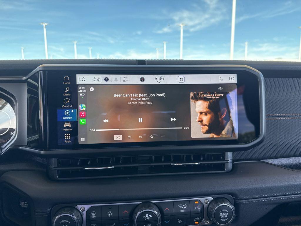 new 2025 Jeep Gladiator car, priced at $49,941