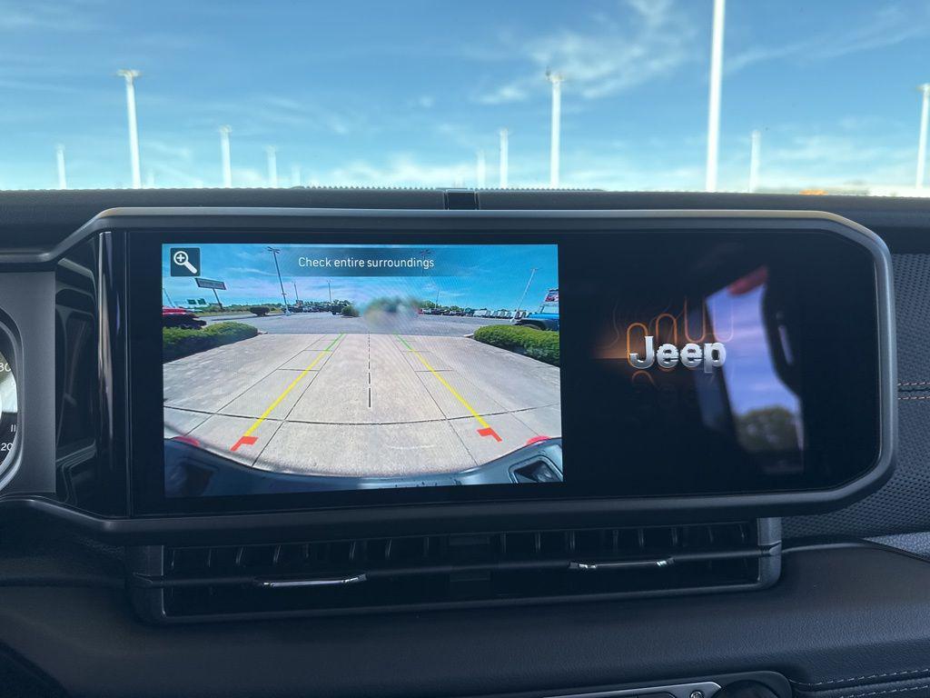 new 2025 Jeep Gladiator car, priced at $49,941