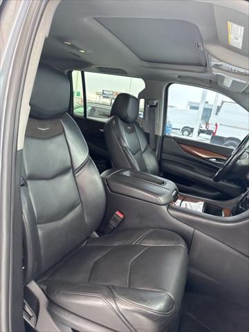 used 2019 Cadillac Escalade ESV car, priced at $36,700