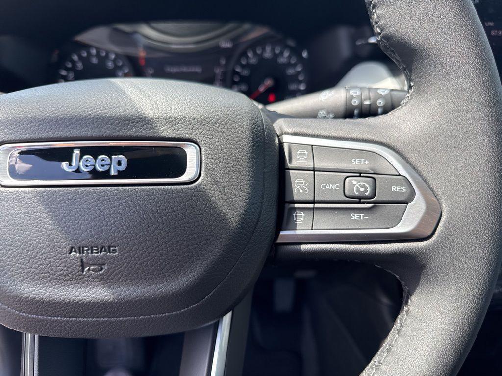 new 2025 Jeep Compass car, priced at $34,355