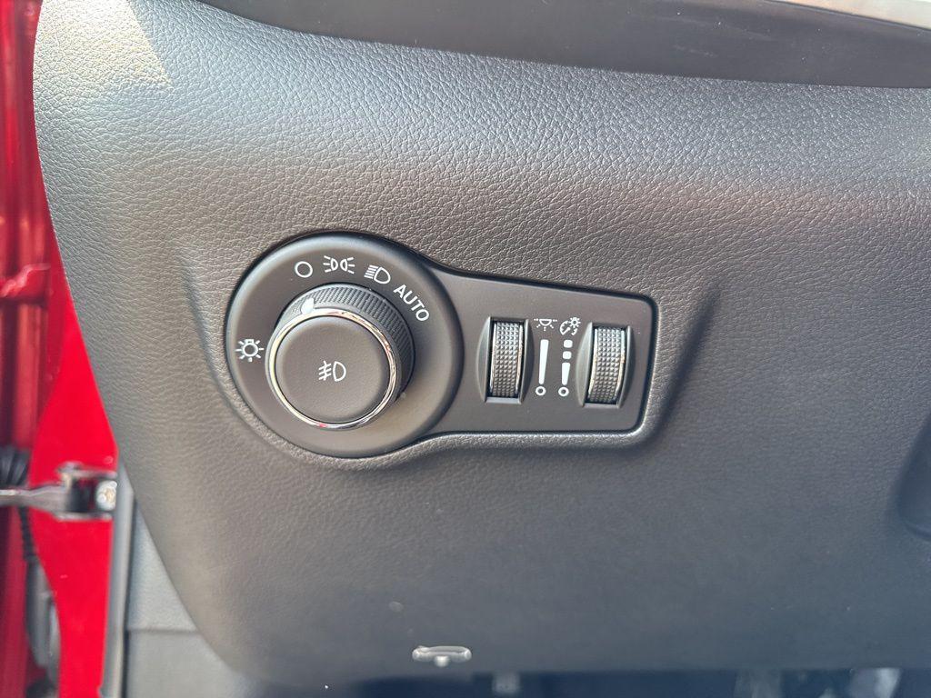 new 2025 Jeep Compass car, priced at $34,355