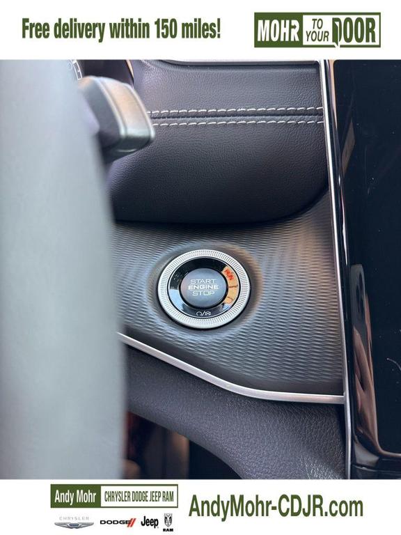 new 2025 Jeep Grand Cherokee car, priced at $45,525