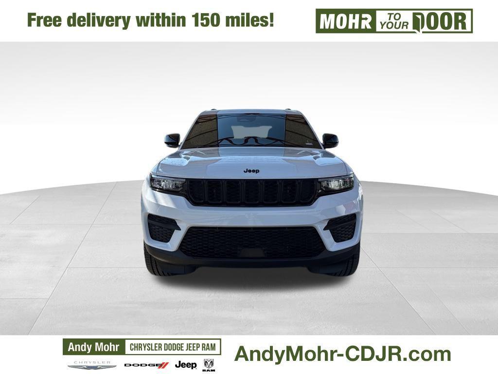 new 2025 Jeep Grand Cherokee car, priced at $45,525