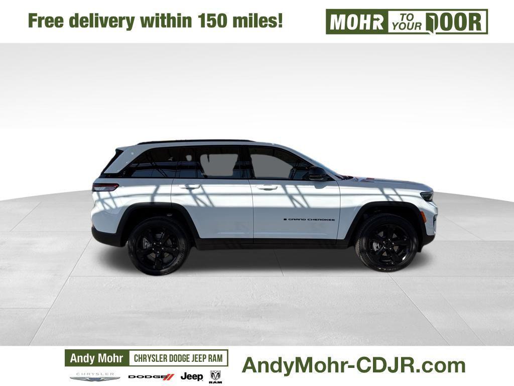 new 2025 Jeep Grand Cherokee car, priced at $45,525