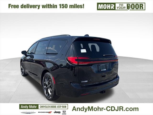 new 2025 Chrysler Pacifica car, priced at $50,106