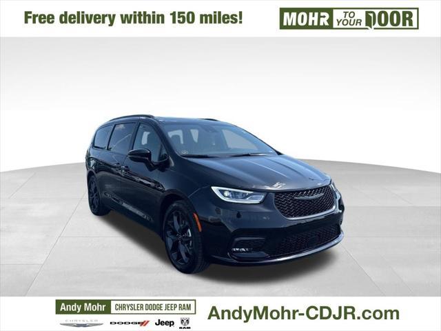 new 2025 Chrysler Pacifica car, priced at $50,106