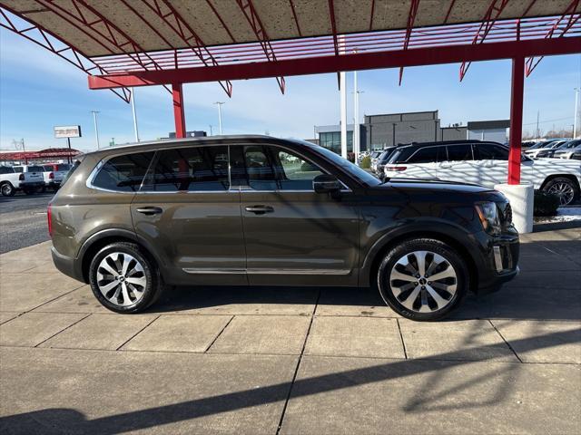 used 2022 Kia Telluride car, priced at $33,300