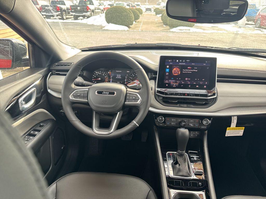 new 2025 Jeep Compass car, priced at $33,923