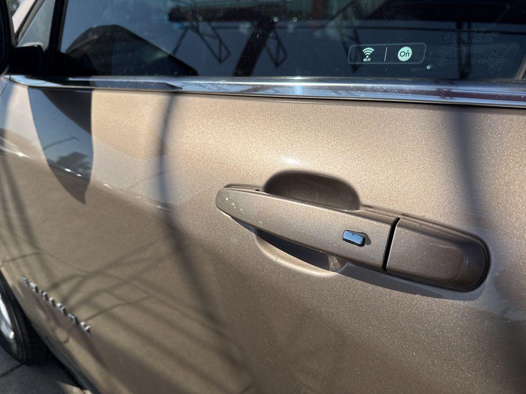 used 2019 Chevrolet Equinox car, priced at $17,100