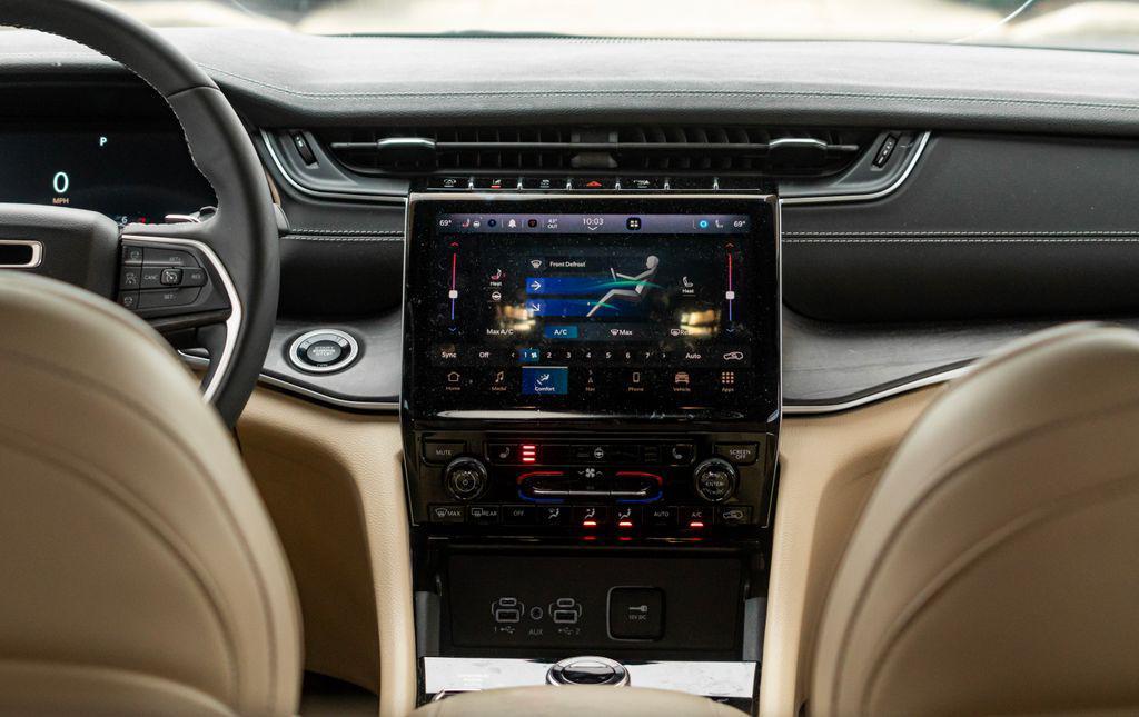 used 2023 Jeep Grand Cherokee car, priced at $31,444