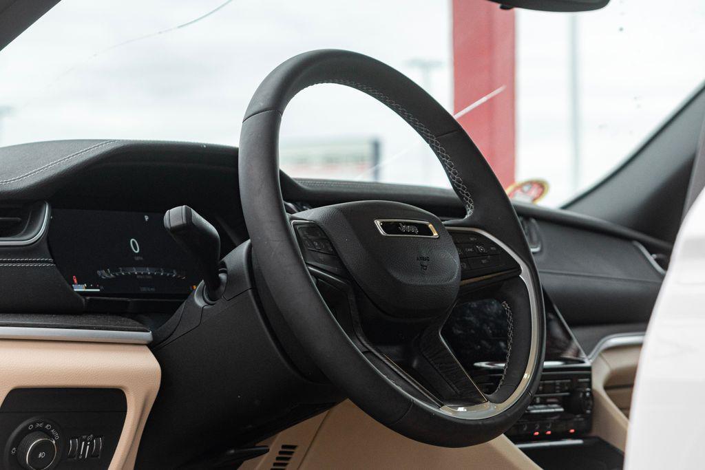 used 2023 Jeep Grand Cherokee car, priced at $31,444