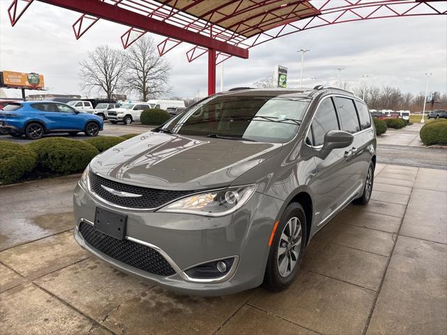 used 2020 Chrysler Pacifica car, priced at $26,900