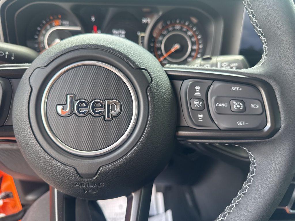 new 2025 Jeep Wrangler car, priced at $46,973