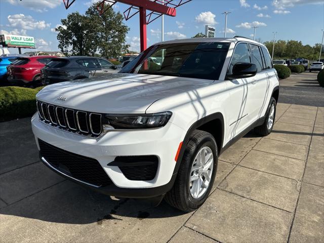 new 2024 Jeep Grand Cherokee car, priced at $37,880