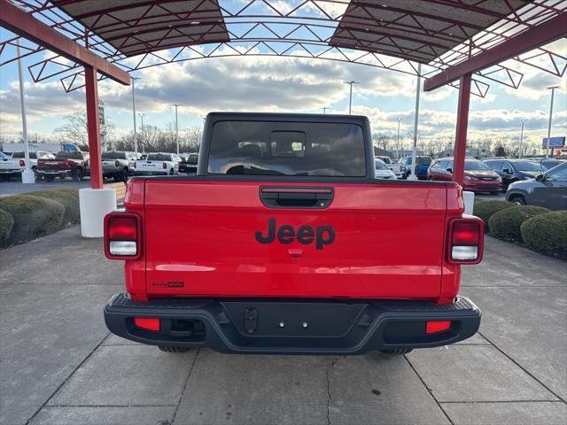 new 2025 Jeep Gladiator car, priced at $42,582