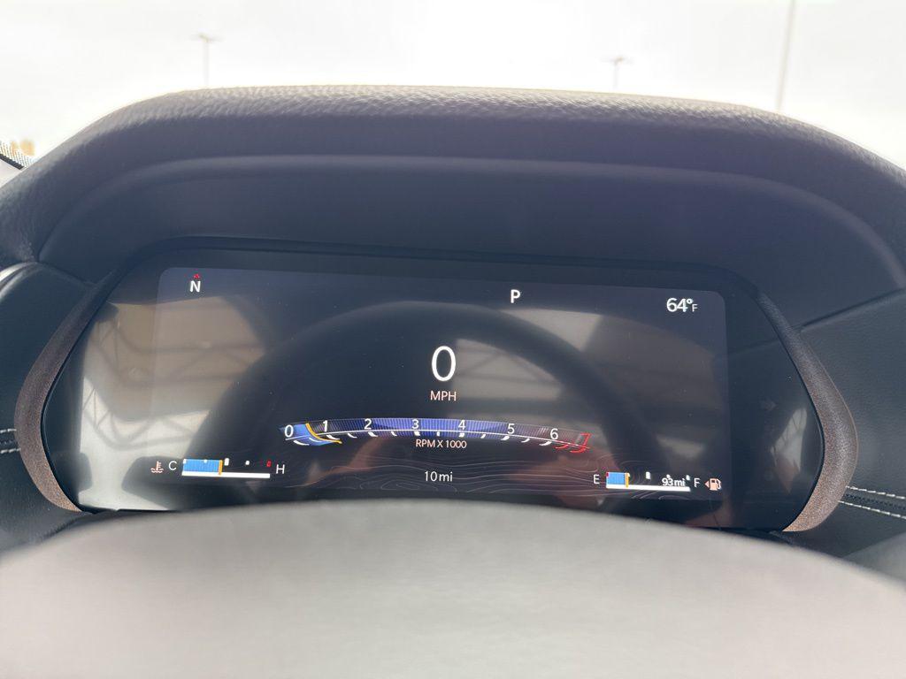 new 2025 Jeep Grand Cherokee car, priced at $50,180