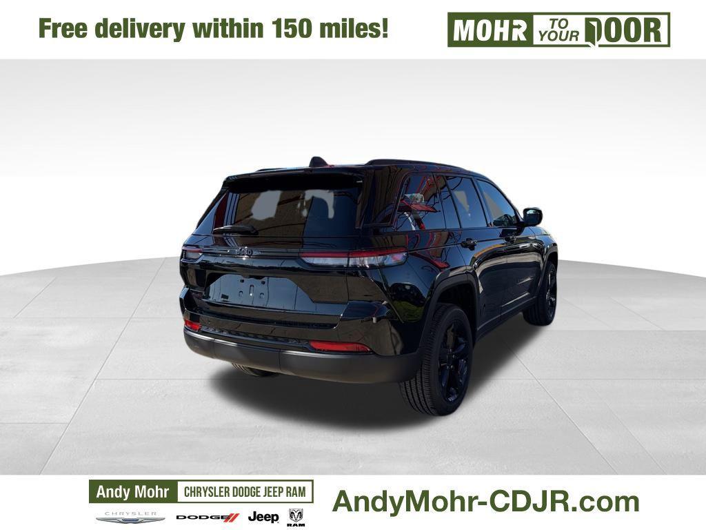 new 2025 Jeep Grand Cherokee car, priced at $50,180