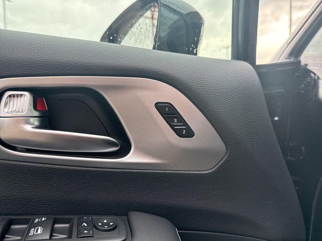 new 2026 Chrysler Pacifica car, priced at $56,755