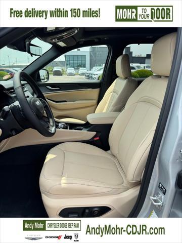 new 2025 Jeep Grand Cherokee car, priced at $49,066