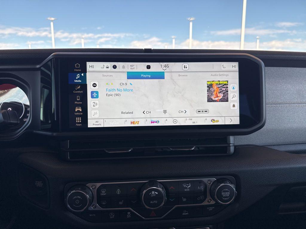 new 2026 Jeep Gladiator car, priced at $50,325