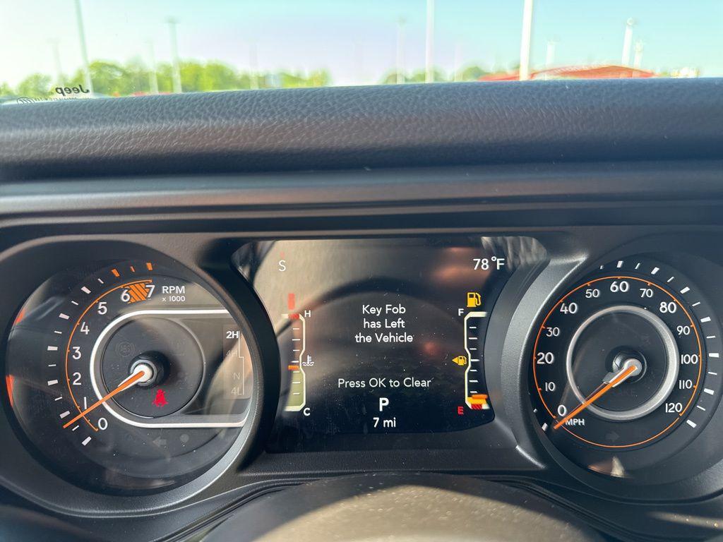 new 2025 Jeep Wrangler car, priced at $47,823