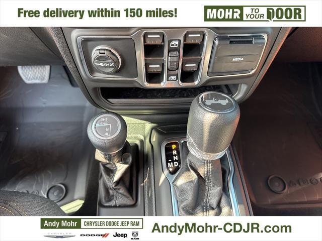 new 2025 Jeep Wrangler car, priced at $47,976