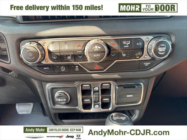 new 2025 Jeep Wrangler car, priced at $47,976