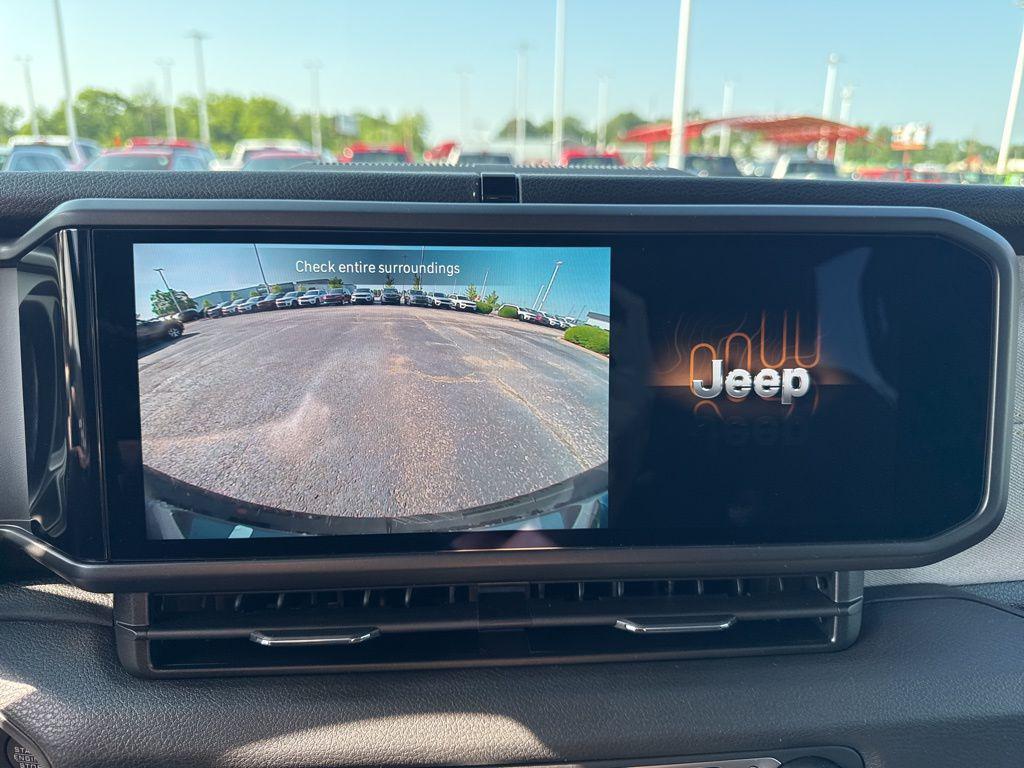 new 2025 Jeep Wrangler car, priced at $47,823