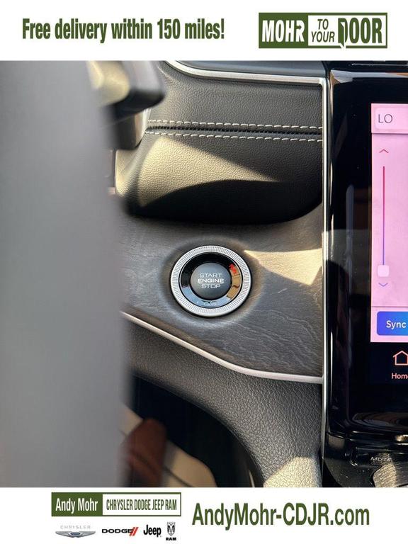 new 2025 Jeep Grand Cherokee car, priced at $50,180