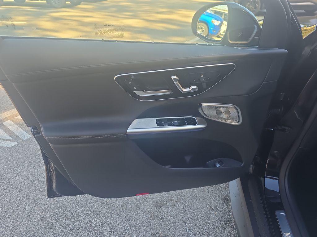 new 2026 Mercedes-Benz GLC 300 car, priced at $59,620