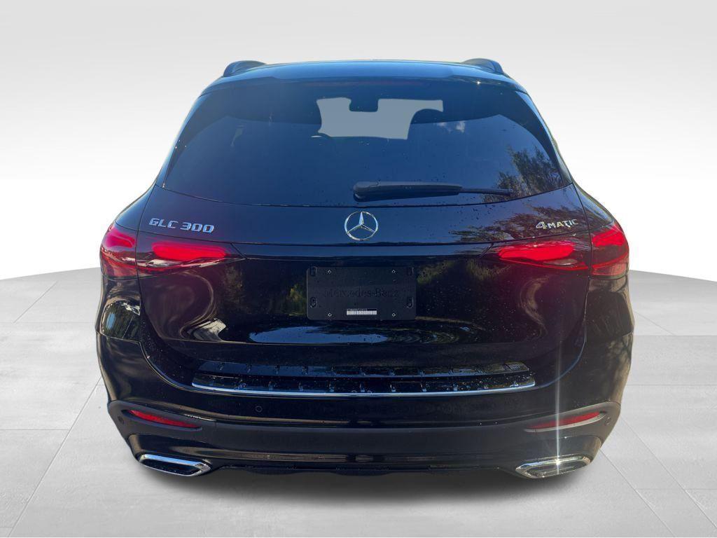 new 2026 Mercedes-Benz GLC 300 car, priced at $59,620