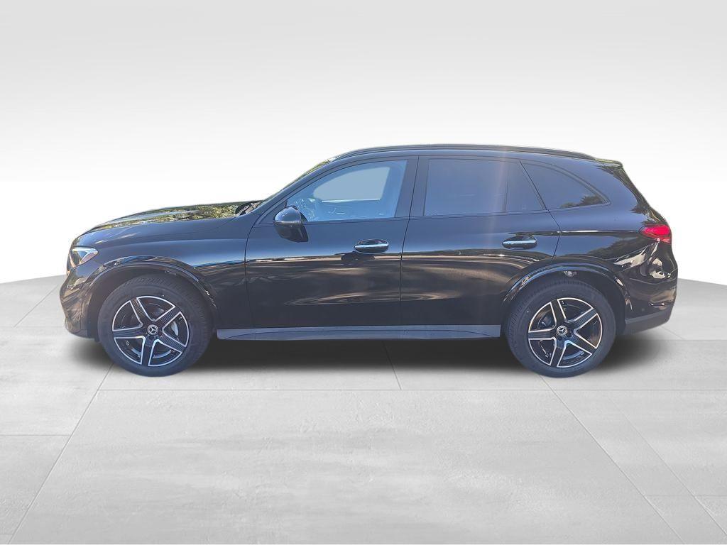 new 2026 Mercedes-Benz GLC 300 car, priced at $59,620