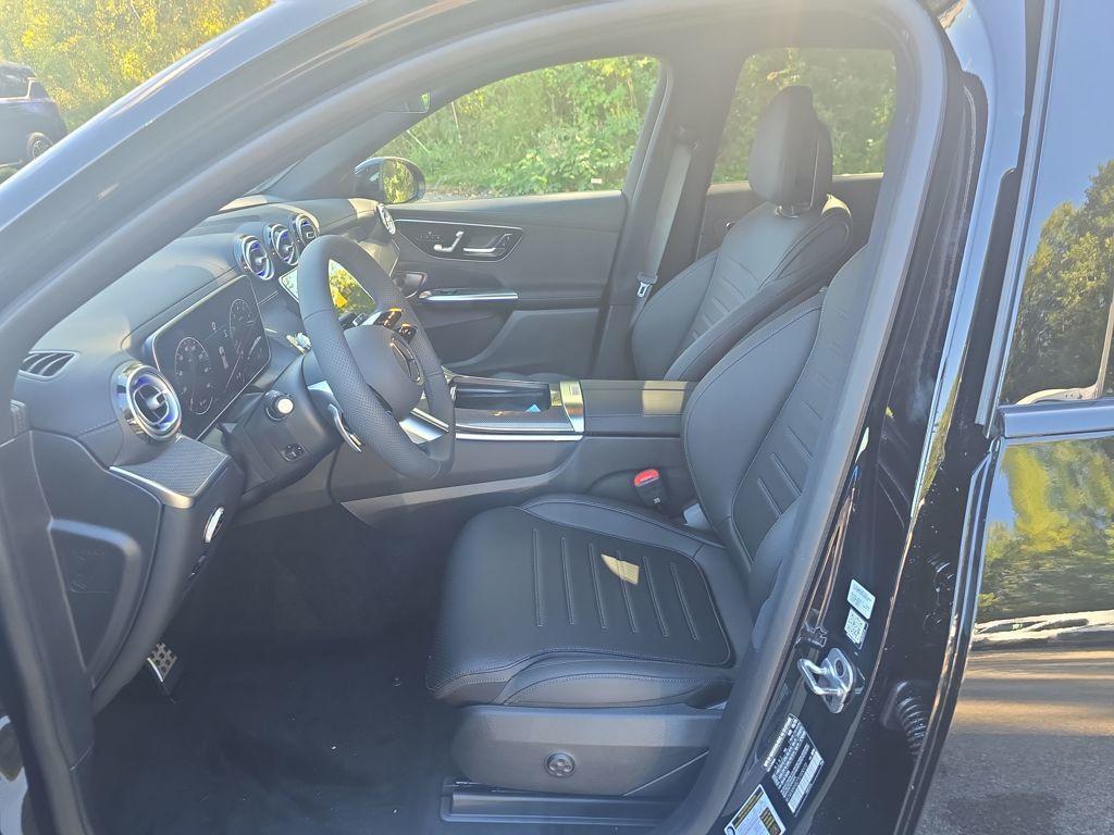 new 2026 Mercedes-Benz GLC 300 car, priced at $59,620