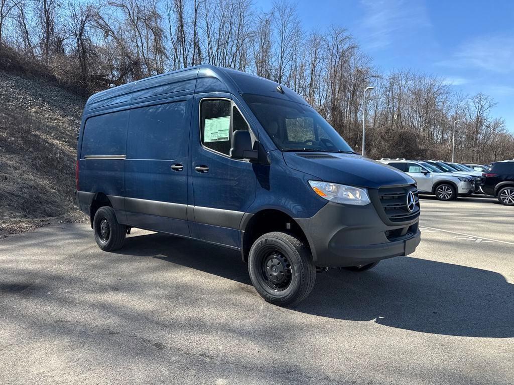 new 2025 Mercedes-Benz Sprinter 2500 car, priced at $70,763