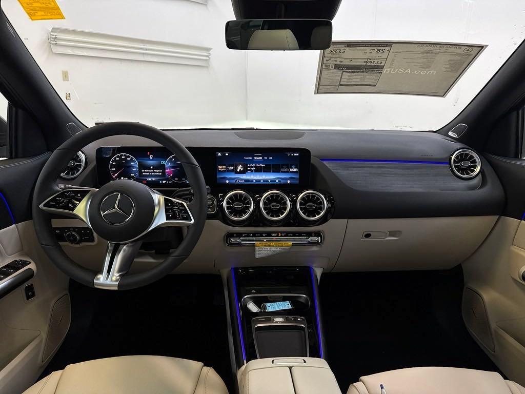 new 2025 Mercedes-Benz GLA 250 car, priced at $52,180