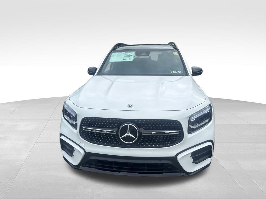 new 2025 Mercedes-Benz GLB 250 car, priced at $56,505