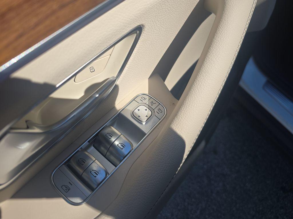 new 2026 Mercedes-Benz GLE 350 car, priced at $67,845