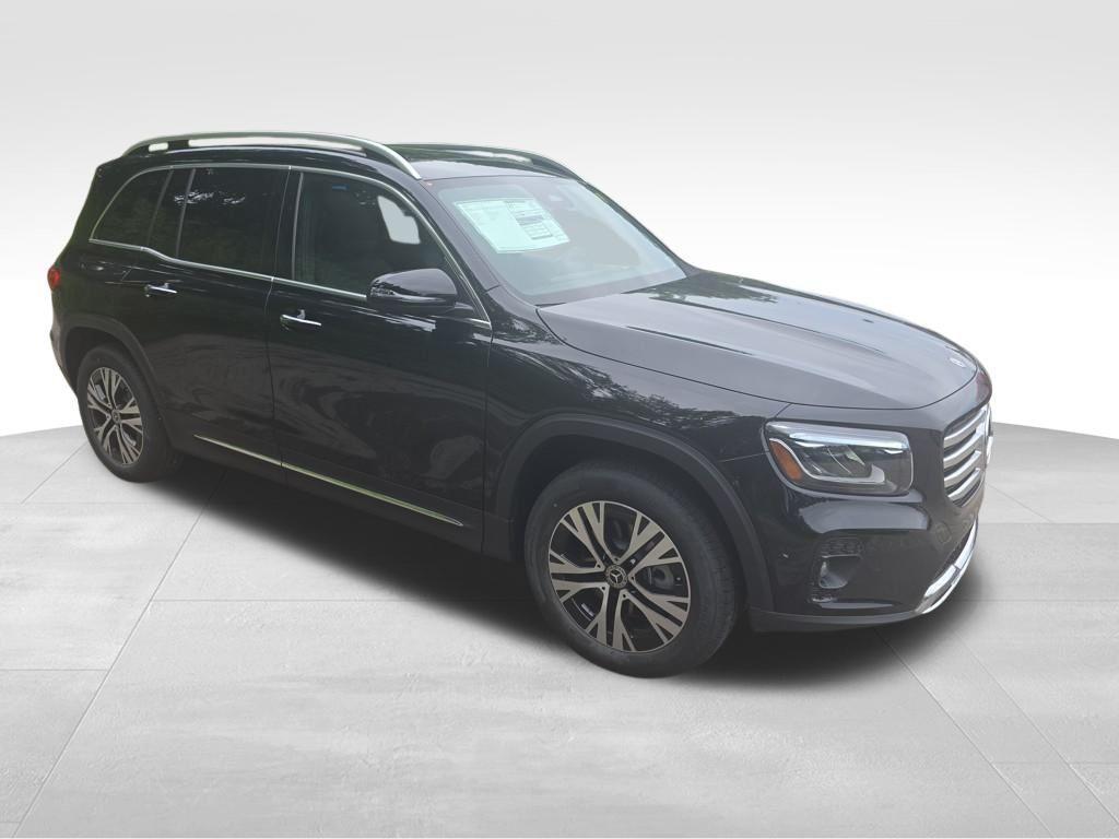 new 2025 Mercedes-Benz GLB 250 car, priced at $52,890